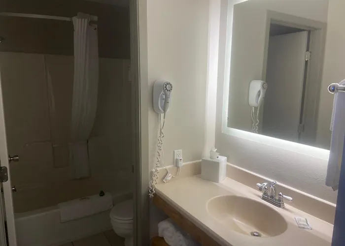 Days By Wyndham Hotel 2*