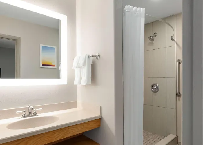Days By Wyndham Hotel