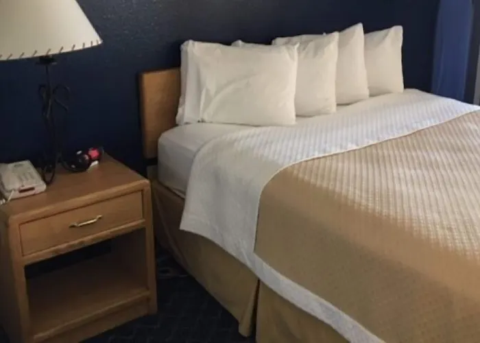 Days By Wyndham Hotel 2*