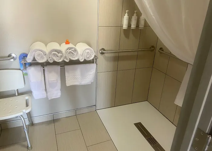 Days By Wyndham Hotel 2*